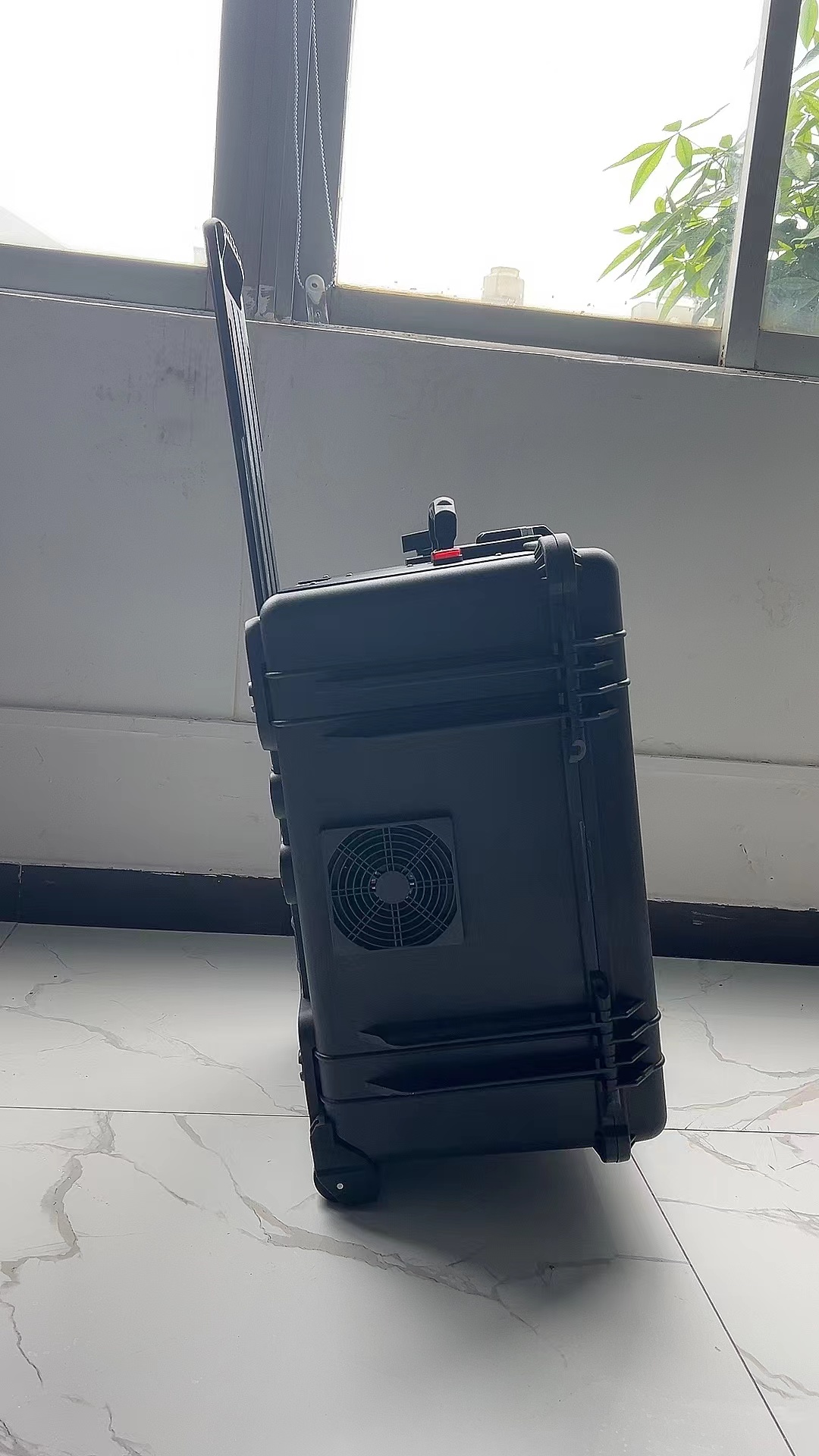 绛县手拉箱型移动通信干扰器